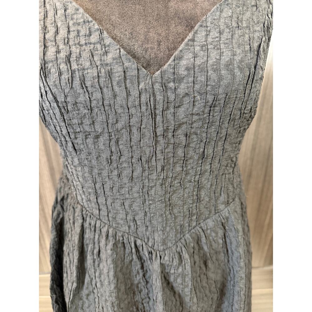 ASTR The Label Medium Lyocell Blend Black Textured Midi Dress Whimsycore Resort - Picture 3 of 11